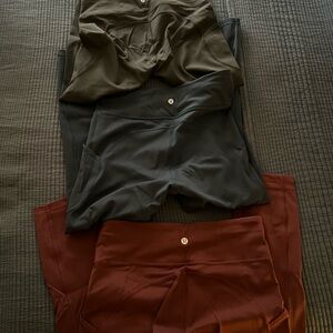 lululemon athletica Women's Black, Navy, and Maroon Invigorate HR Leggings